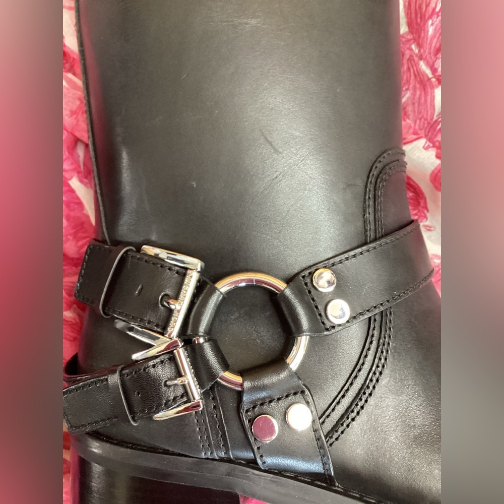 *FIRM PRICE* Michael Kors Black Leather Moto Boots with Buckle Detail 10M - Picture 11 of 16